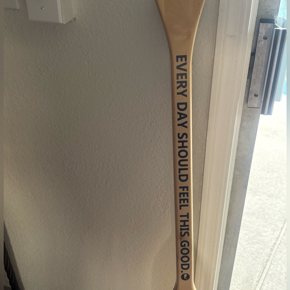 Vineyard Vines Oar Paddle - Picture 5 of 7